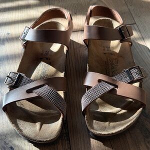 Birkenstock Birkis Brown Leather and Patterned Strap Sandals EU 38 (7)